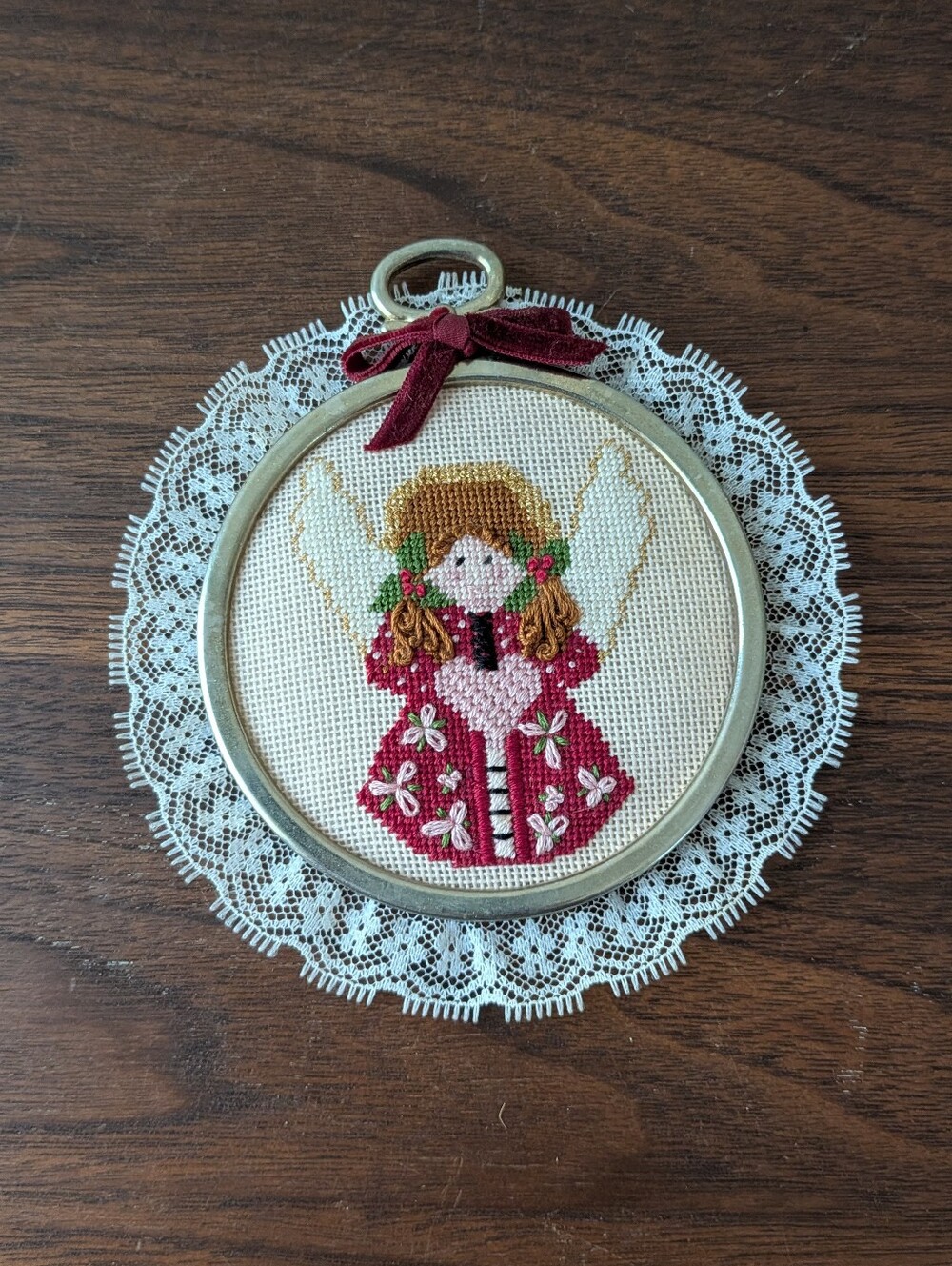 Vtg Cross Stitch EmbroideredAngel Christmas Ornament WallArt Pink Round Frame